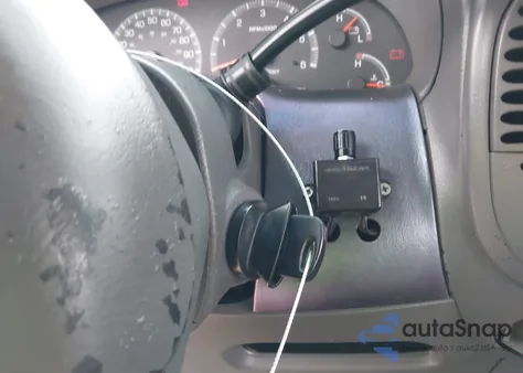 2002 Ford F-150 Lariat/Xlt from USA, damaged, VIN 1FTRW08L72KD27457